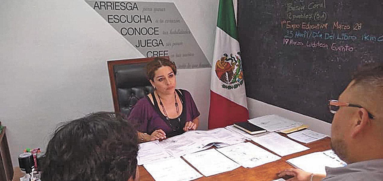 Difunden material educativo a jóvenes en Morelos