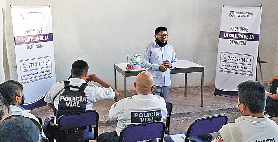 Capacitan a personal de seguridad | Noticias | Diario de Morelos