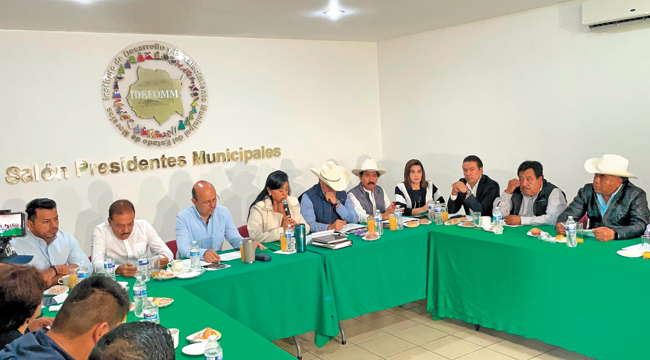Exigen alcaldes de Morelos presupuesto de manera equitativa