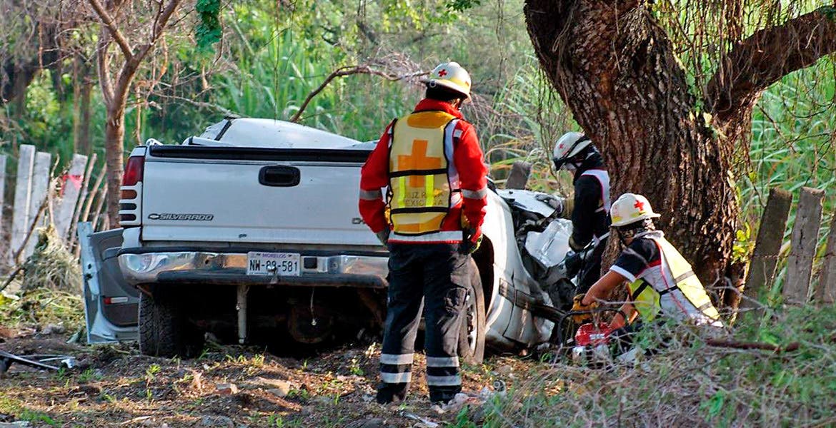 Muere mujer en accidente en carretera de Jojutla