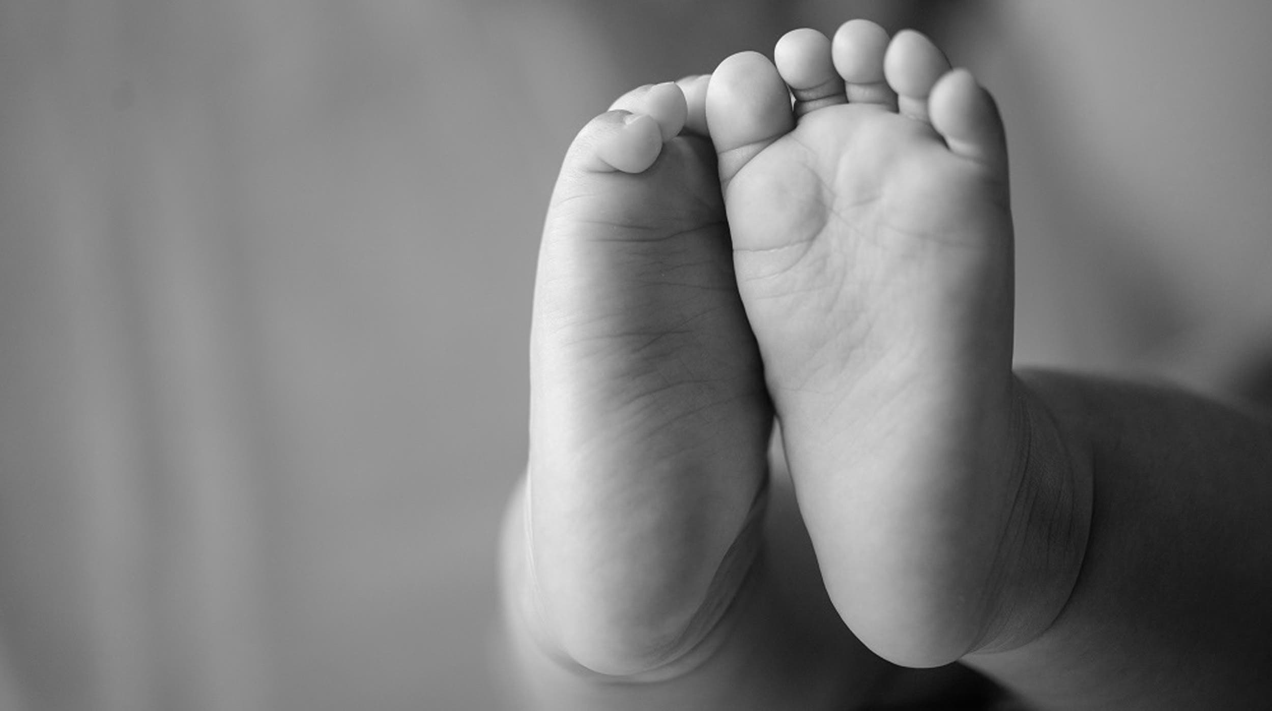 Bebé que había sido declarada muerta, “revive” antes de ser enterrada