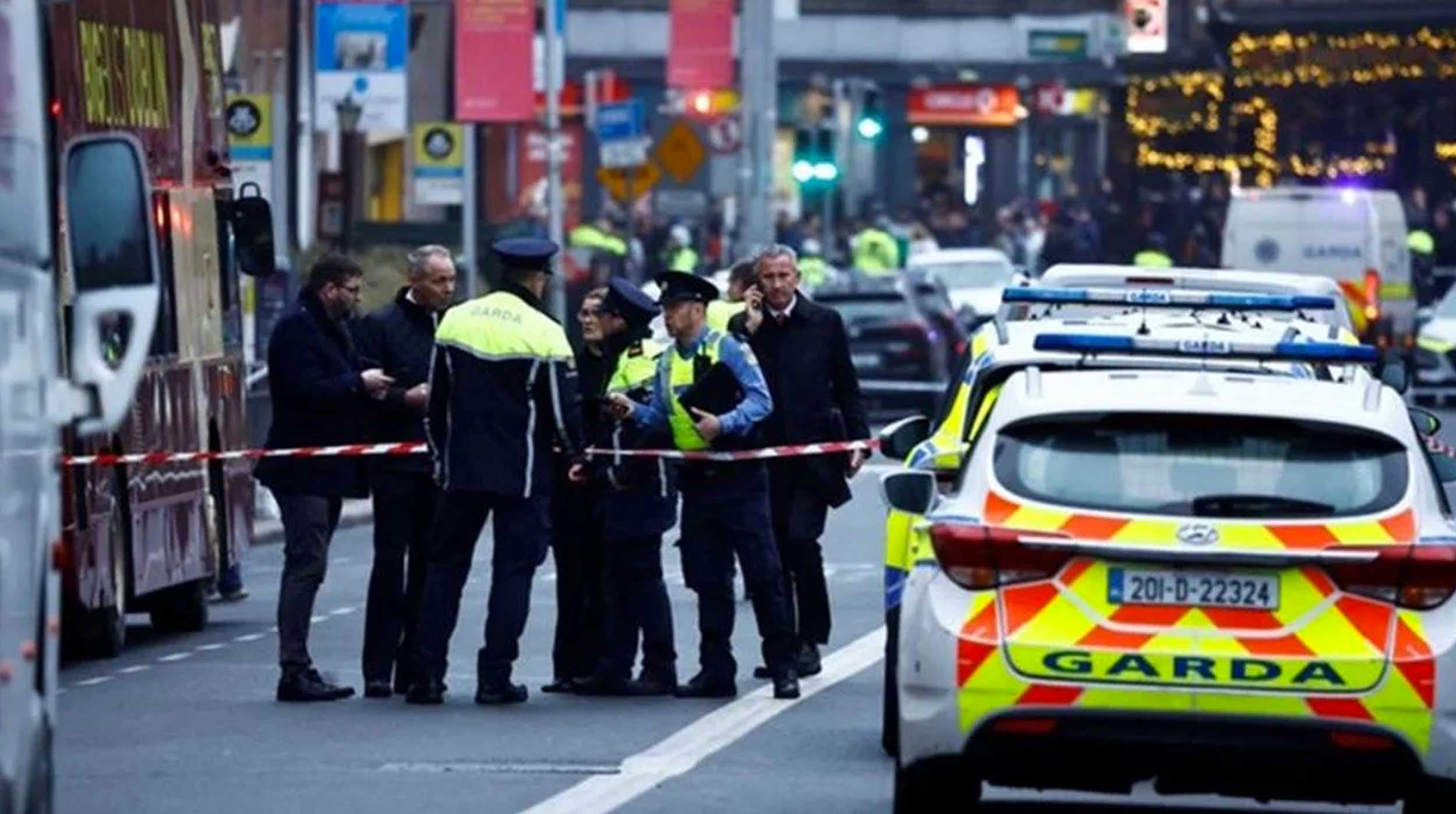 Ataque en el centro de Dublín deja a tres niños y dos adultos heridos