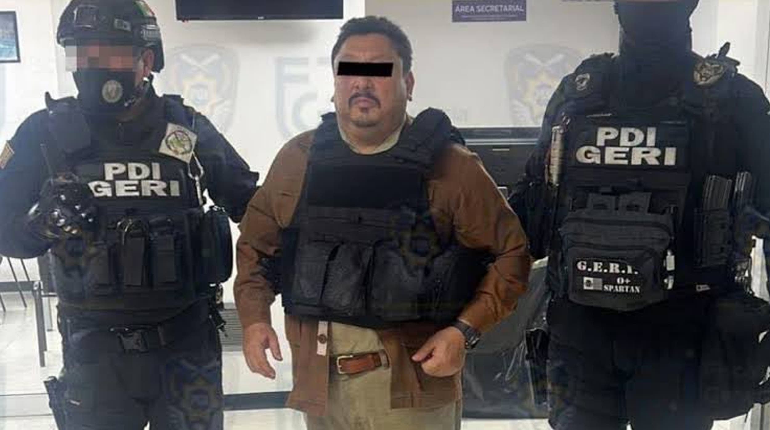 Fiscal de Morelos, Uriel Carmona es trasladado a penal de máxima seguridad