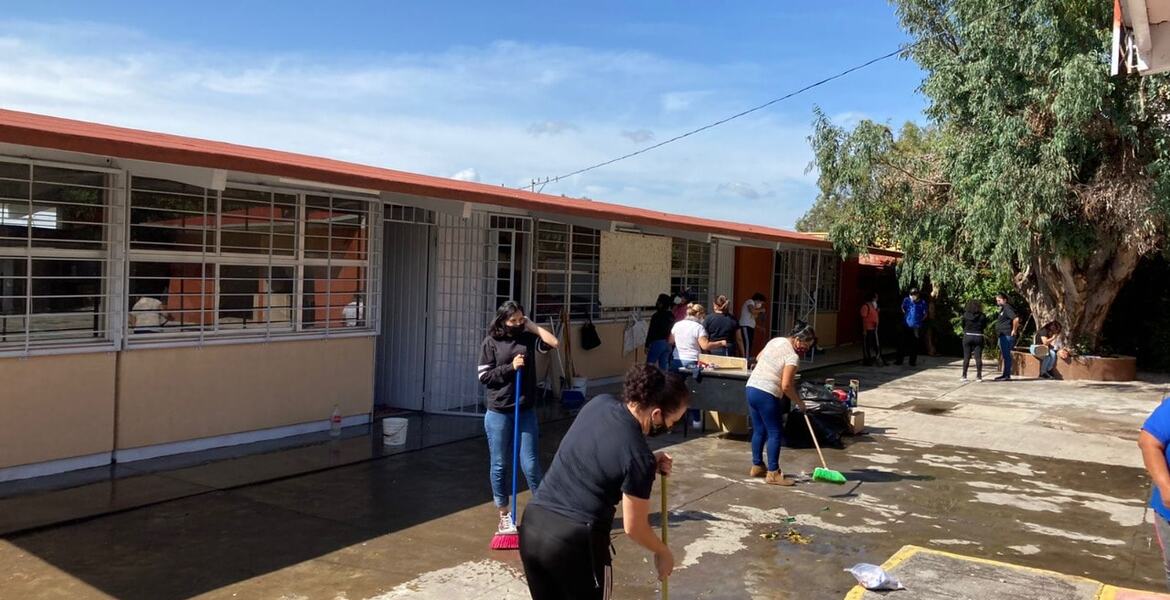 Realizan jornadas de limpieza en escuelas para el regreso a clases presenciales en Morelos - Vimarsana News