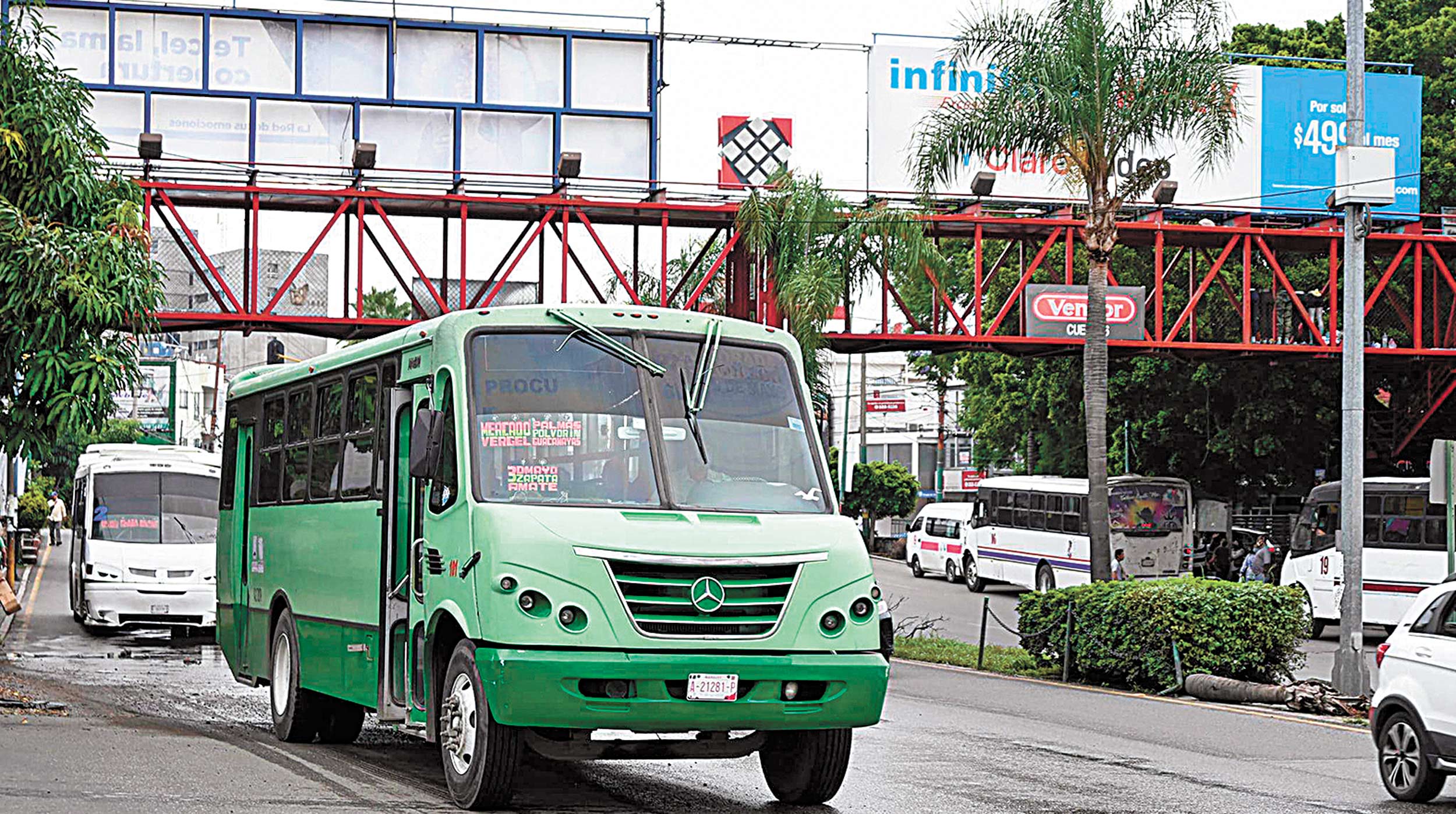 Asegura transportista que las rutas de Morelos sólo las operan choferes en  regla