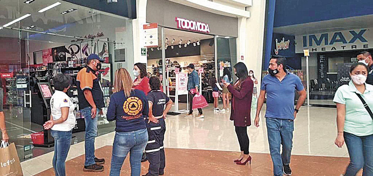 Sancionan a negocios en plazas comerciales de Morelos