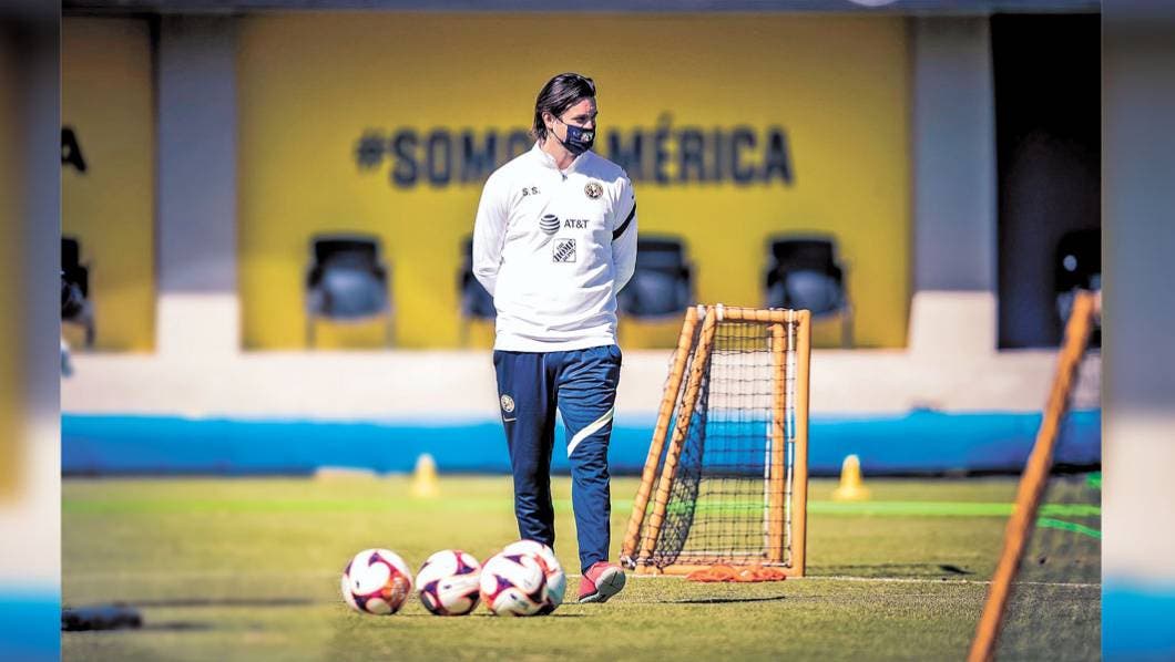 América : Santiago Solari dirige su primera práctica