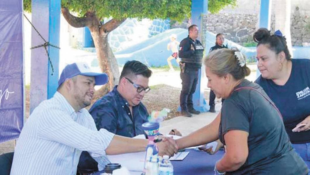 Lleva Sergio Alba programa a Col. Benito Juárez de Emiliano Zapata