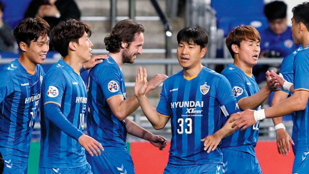 Ulsan Hyundai - Llegan parchados