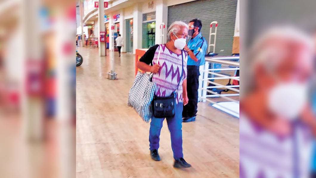 Clientes toman conciencia en Morelos y llevan sus propias bolsas