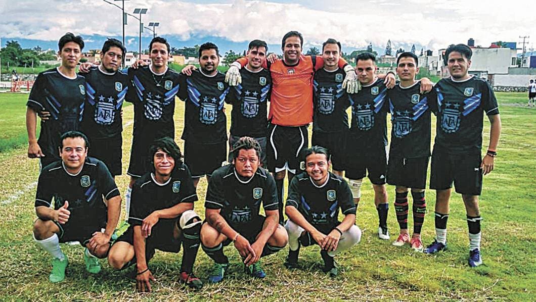 YA ESTÁN SEMIS EN LA TITANIC