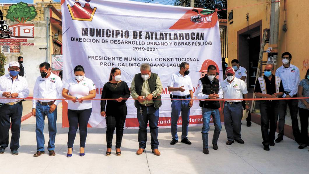 Pavimentan la calle Galeana de Atlatlahucan
