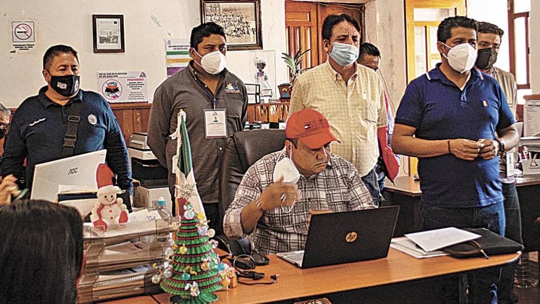 Autoridades y comerciantes reactivan filtros en Tepoztlán