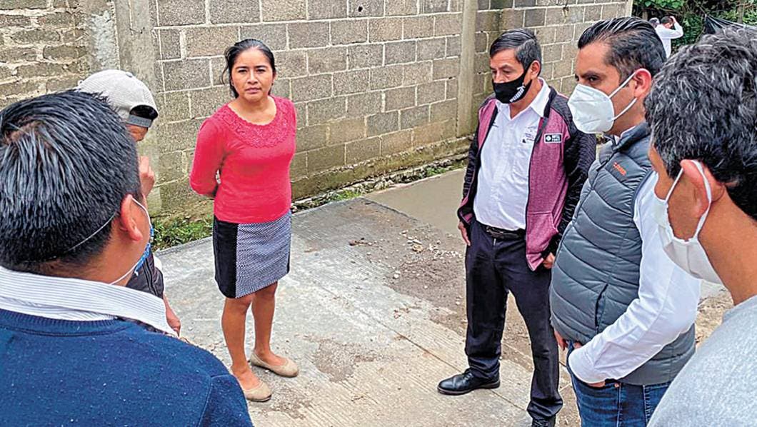 Alistan apoyo a comercios en Tetela del Volcán