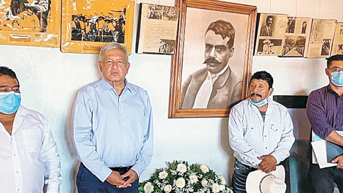 AMLO rinde homenaje a Emiliano Zapata en sitio donde firmó el Plan de Ayala