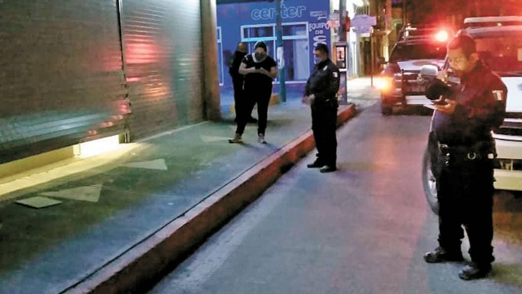 Roban medio millón de pesos en mercancía en Zacatepec