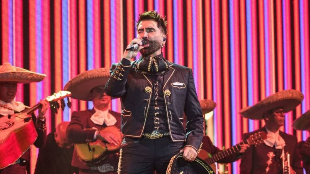 Alejandro fernandez