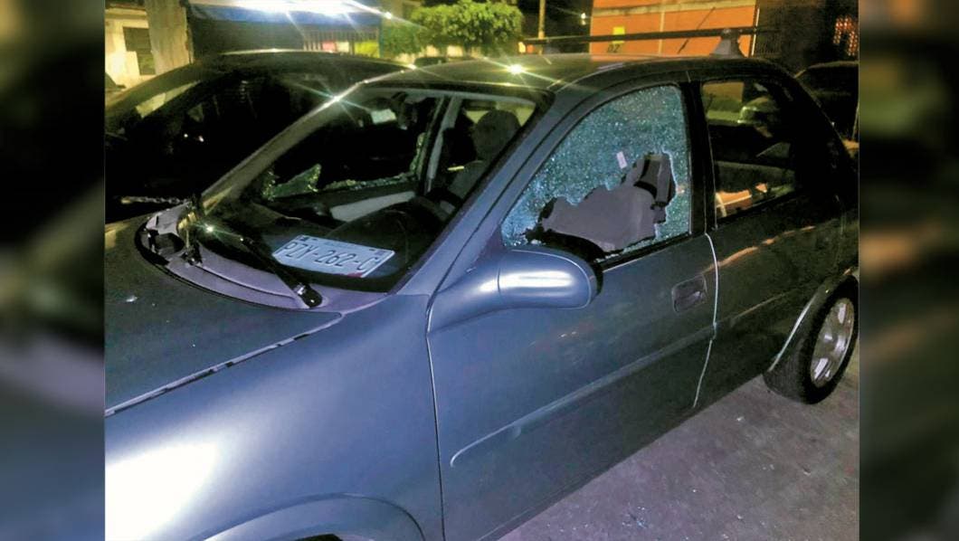 Atacan a dos sujetos mientras tomaban en El Pochotal, Jiutepec