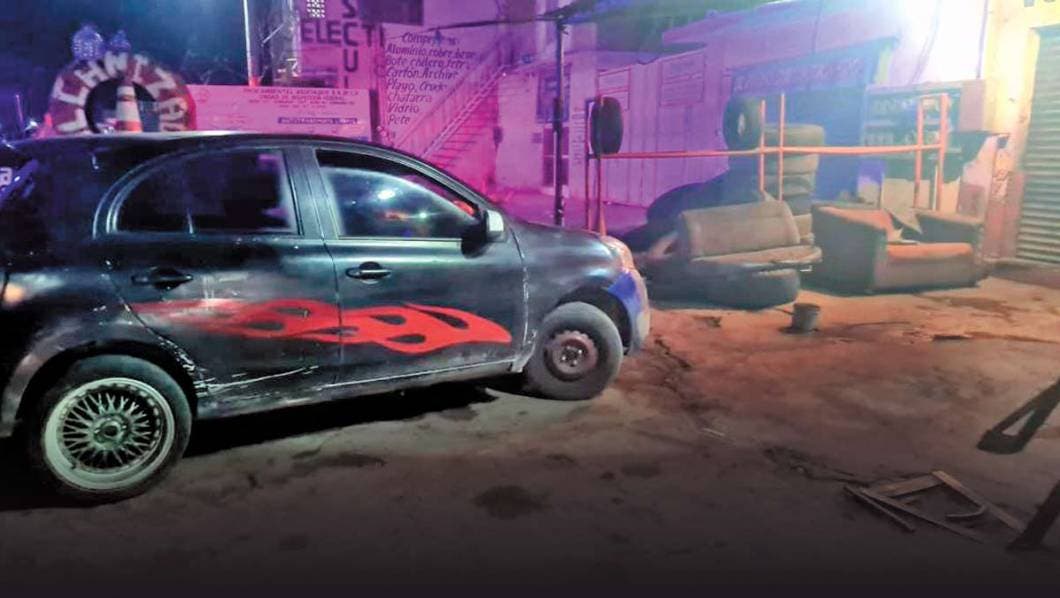 Balean a sujeto afuera de una talachera a orillas de la México-Oaxaca