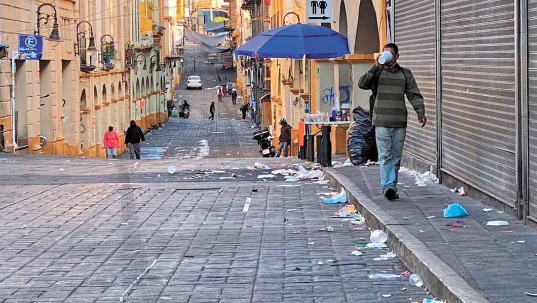 Calles de Cuernavaca con basura
