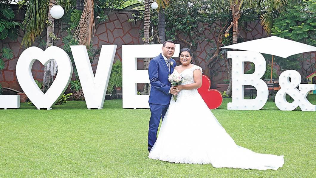 Blanca Sánchez e Isidro Villaseñor - Romántico enlace