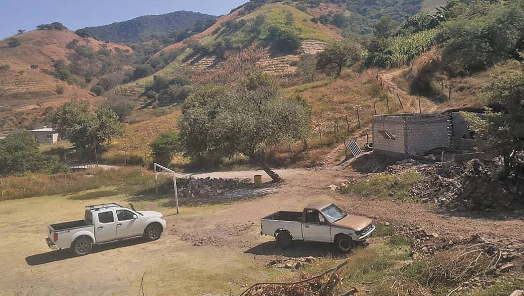 En Amacuzac realizan búsqueda de víctimas