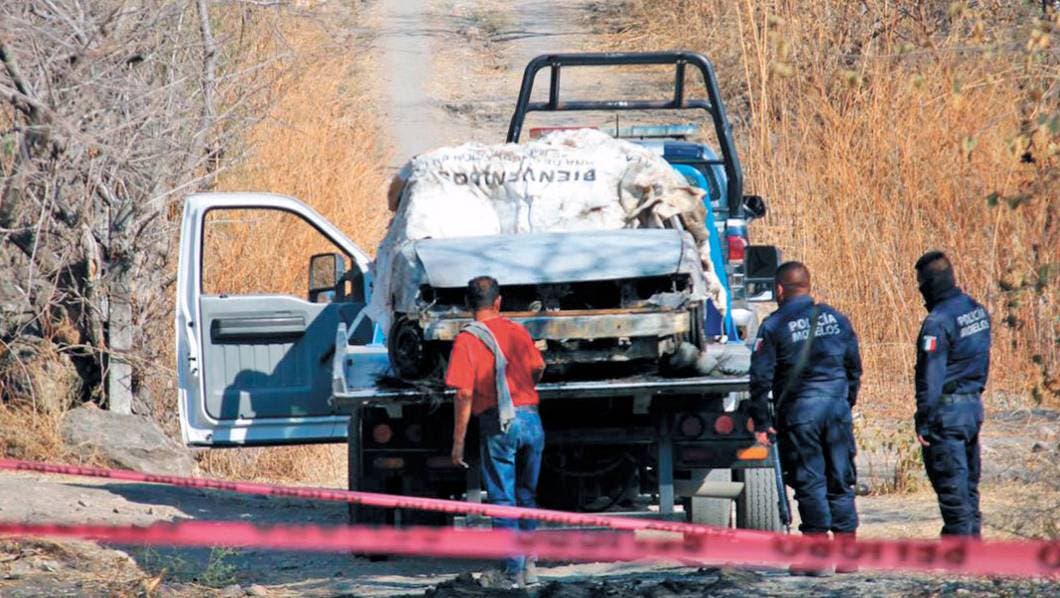 Hallan dos cuerpos incinerados en colonia Aeropuerto, de Temixco