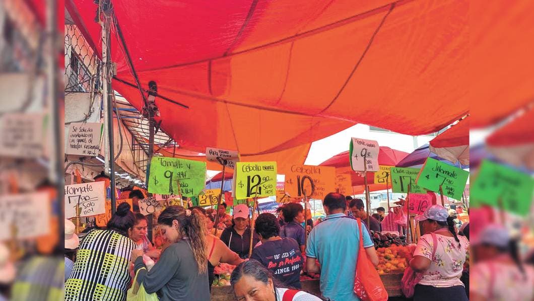 Canata básica en el mercado Adolfo López Mateos