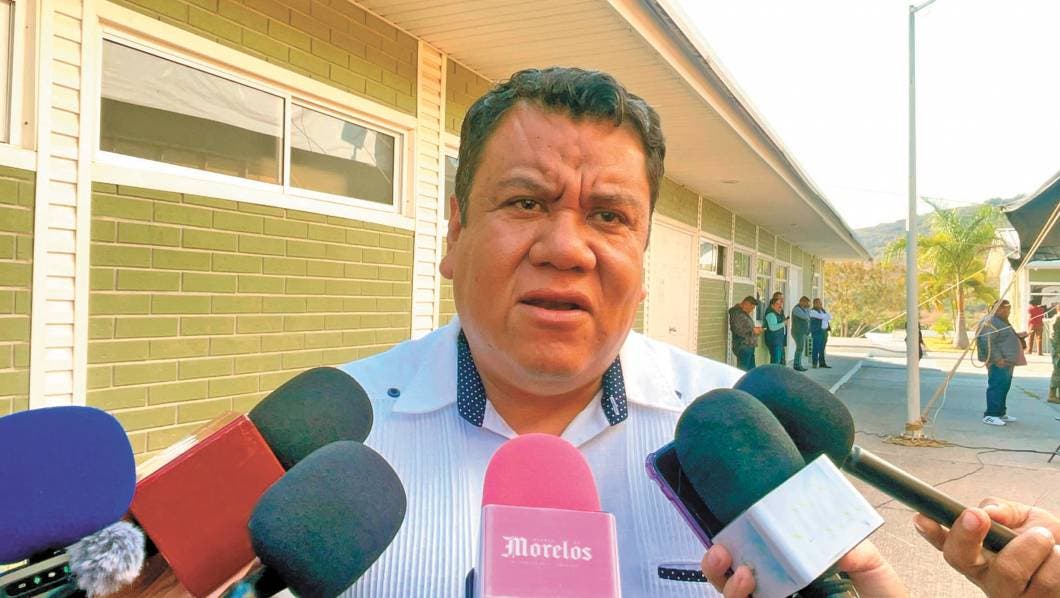  David López Jiménez urge a regular el comercio  informal para evitar pérdida de inversión.