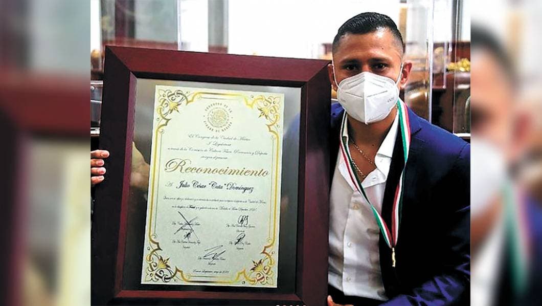 Premian al Cata Domínguez