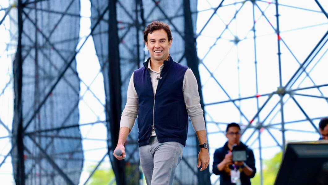 Checo Pérez vuelve a la parrilla de la Fórmula 1 en 2026 