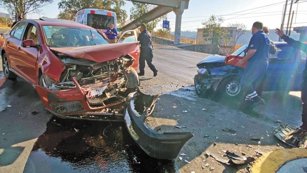 Chocan de frente en la México-Cuautla