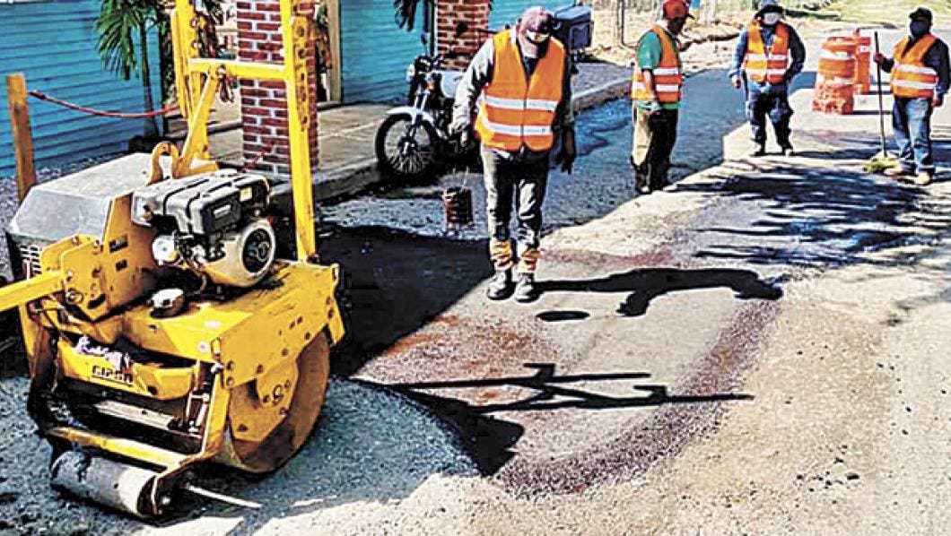 Arreglan calles de Cuautla Morelos