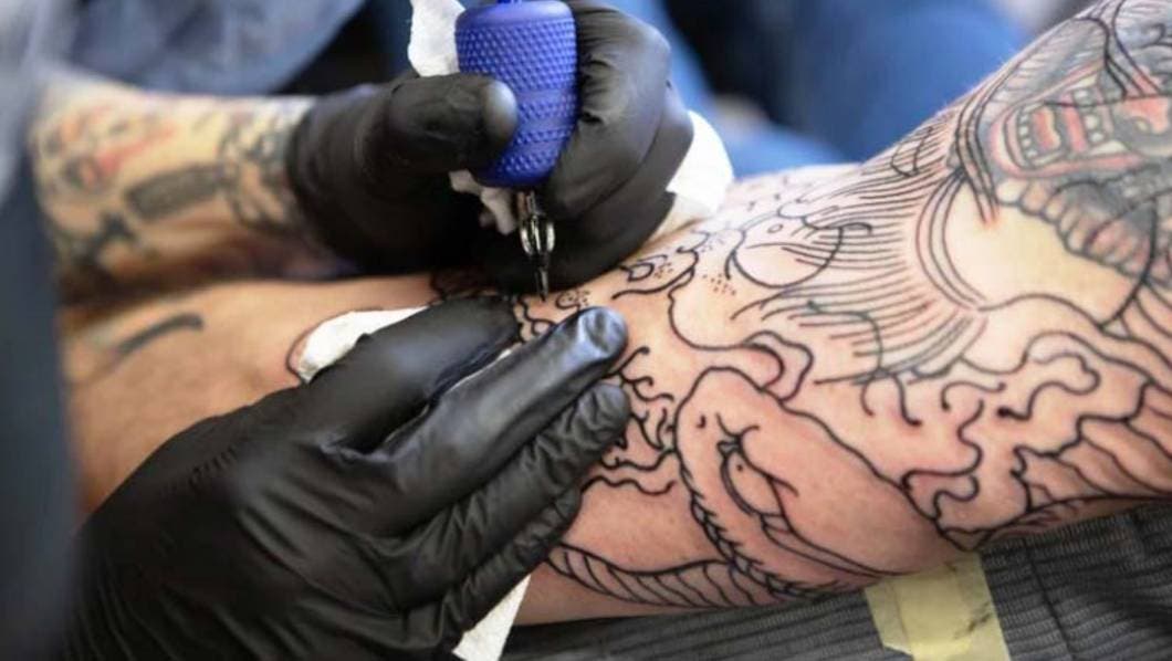 Conmemorando la expresión corporal: Celebrando el Día Internacional del Tatuaje