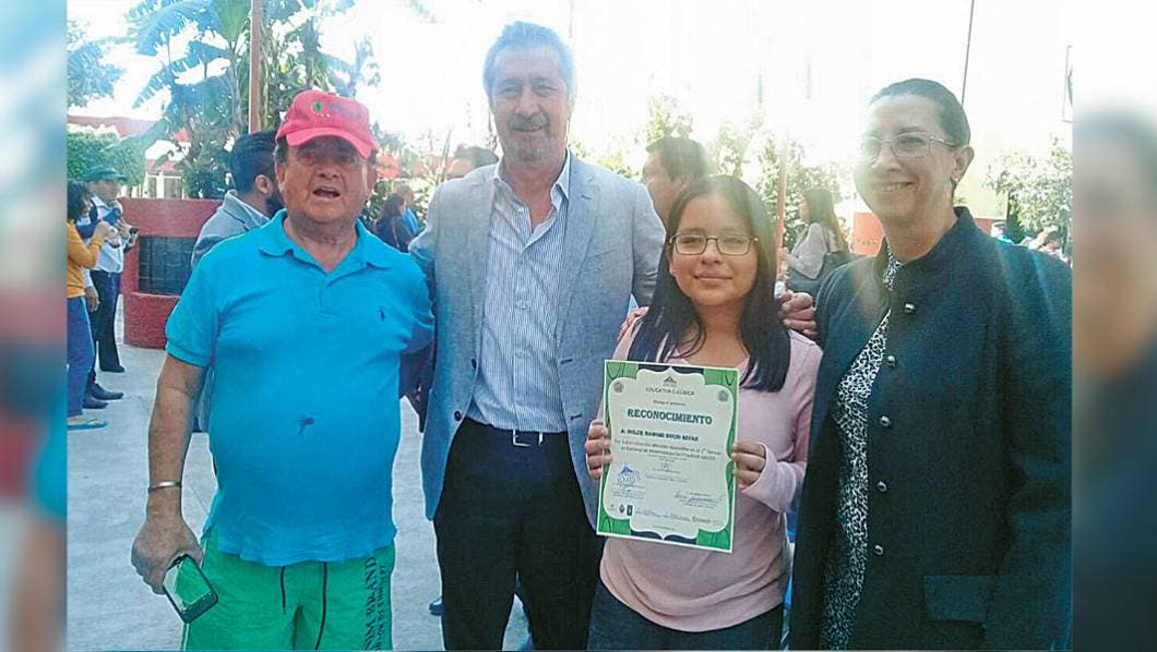 Dulce Nahomi muestra en Morelos cómo se forma una científica