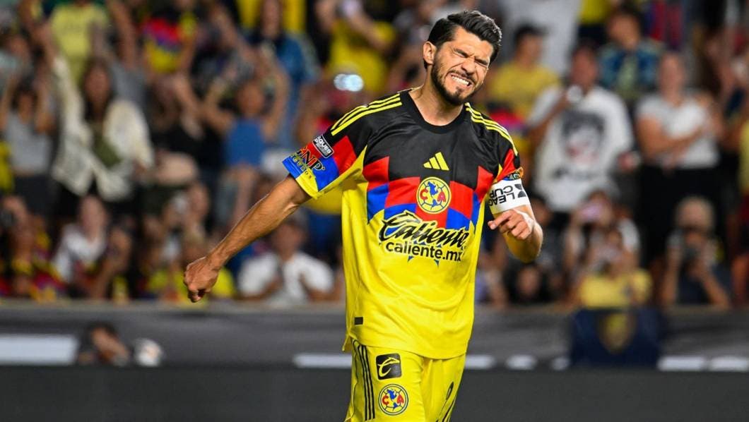 El delantero Henry Martín quedó descartado para el duelo de la jornada 1