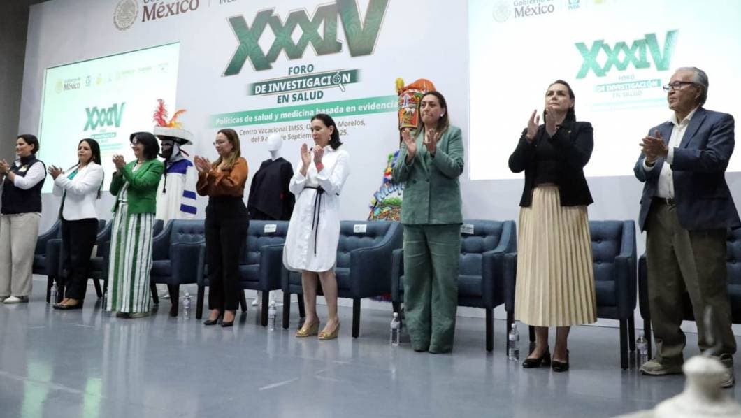 Lleva a cabo IMSS More­los foro de inves­ti­ga­ción en salud