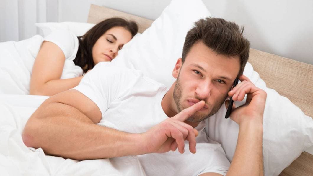 Ciertos rasgos de personalidad y condiciones externas aumentan las probabilidades de traición.