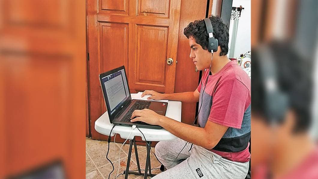 Participa Morelense en Escuela de Invierno de Robótica