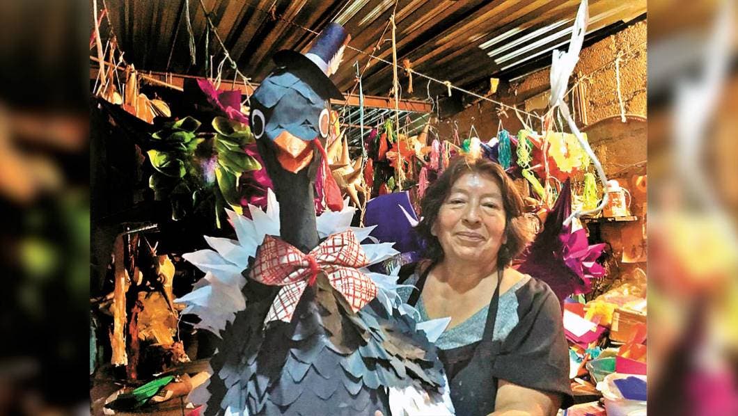 El arte de elaborar piñatas