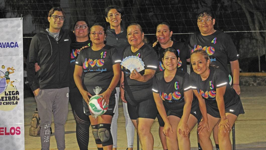 Las chicas de la escuadra de Azul