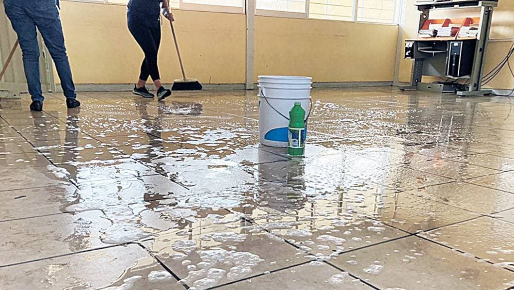 Solicitan a la comuna apoyo para limpieza de planteles escolares