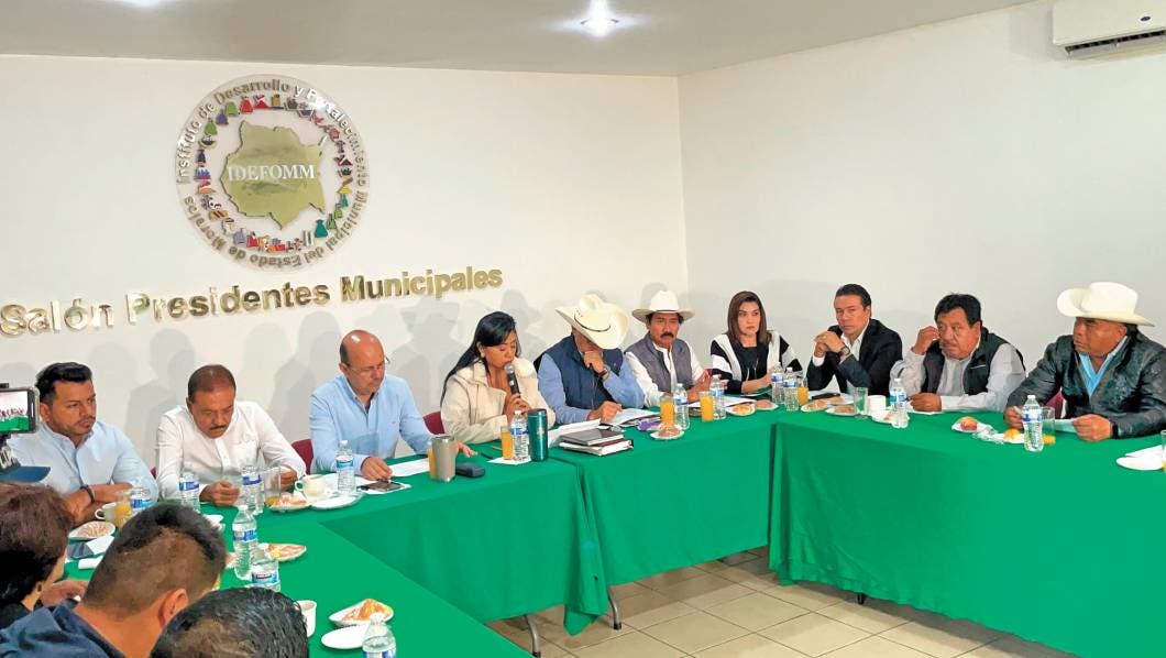 Exigen alcaldes de Morelos presupuesto de manera equitativa
