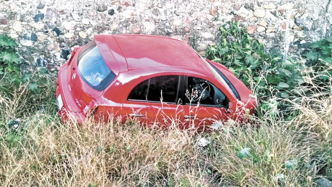 Se queda dormido y vuelca en Yecapixtla