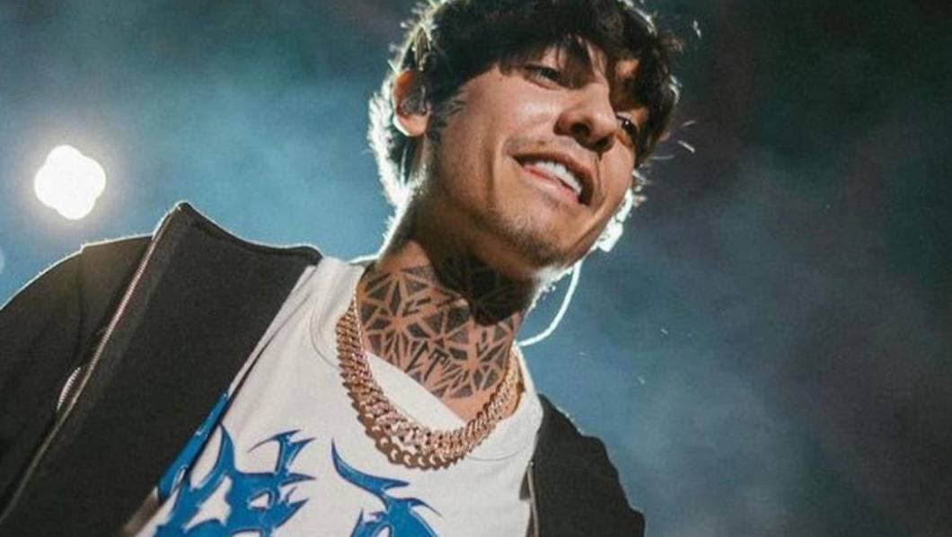 VIDEO: Natanael Cano hace comentario gordofóbico durante presentación 