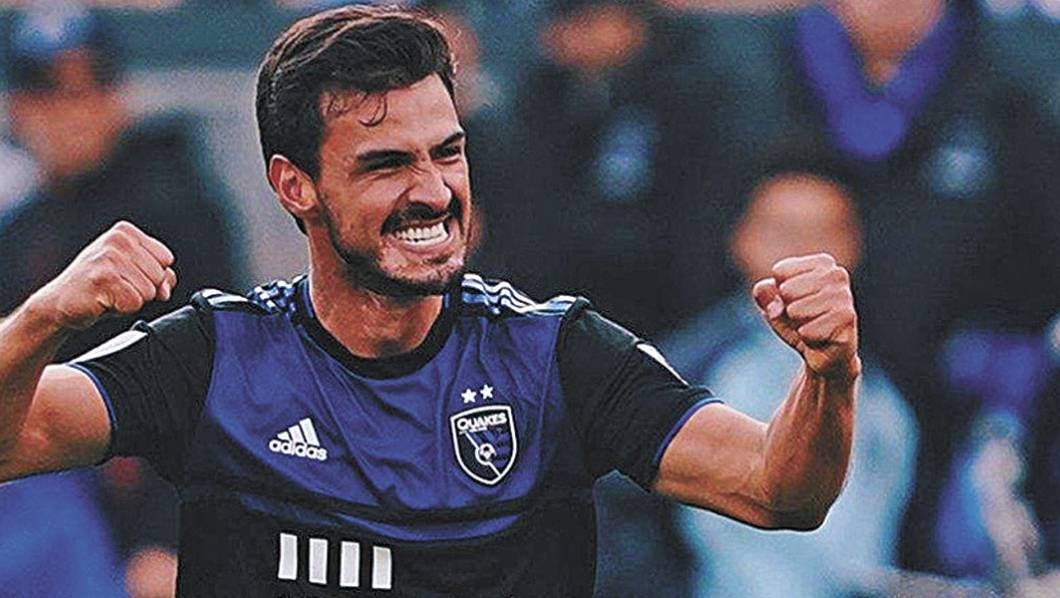 Se estrena Oswaldo Alanís