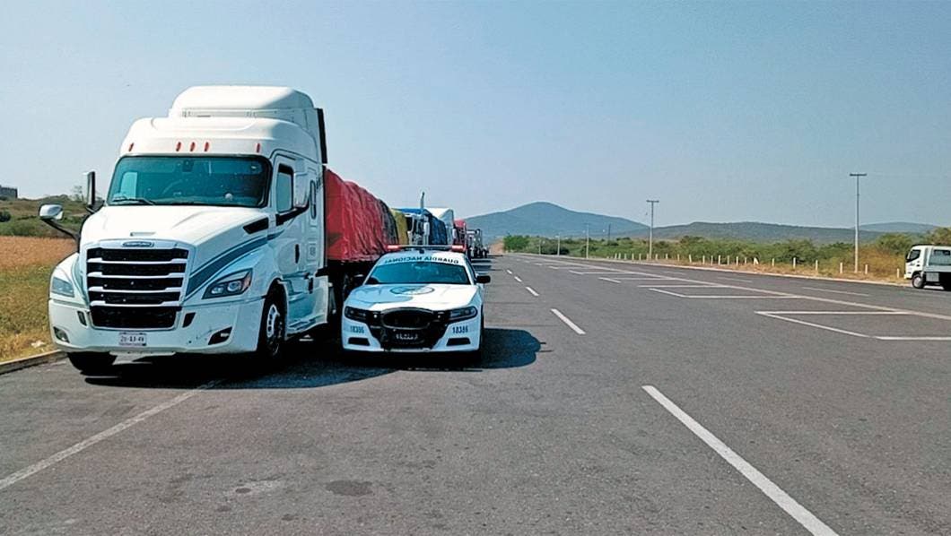 Deja pelea campal dos heridos en la Siglo XXI