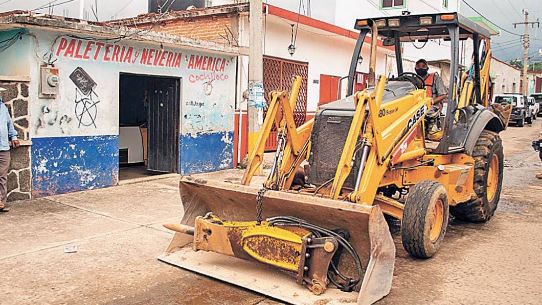 Trabajos. Con recursos del Ramo 33, pondrán en condiciones óptimas la red de agua potable del municipio.