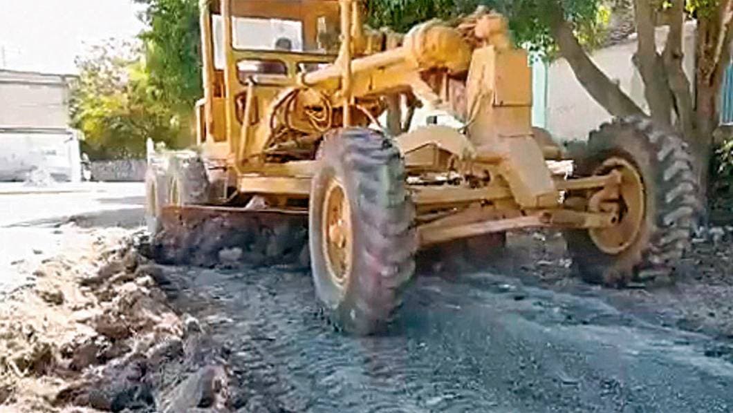 Renuevan cinco canchas de futbol en Jiutepec