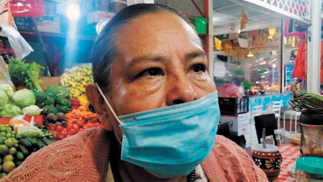 Sentí muy feo cuando empezó a moverse todo, y salí corriendo para mi casa que ya estaba derrumbada.- Alejandra Maldonado, comerciante